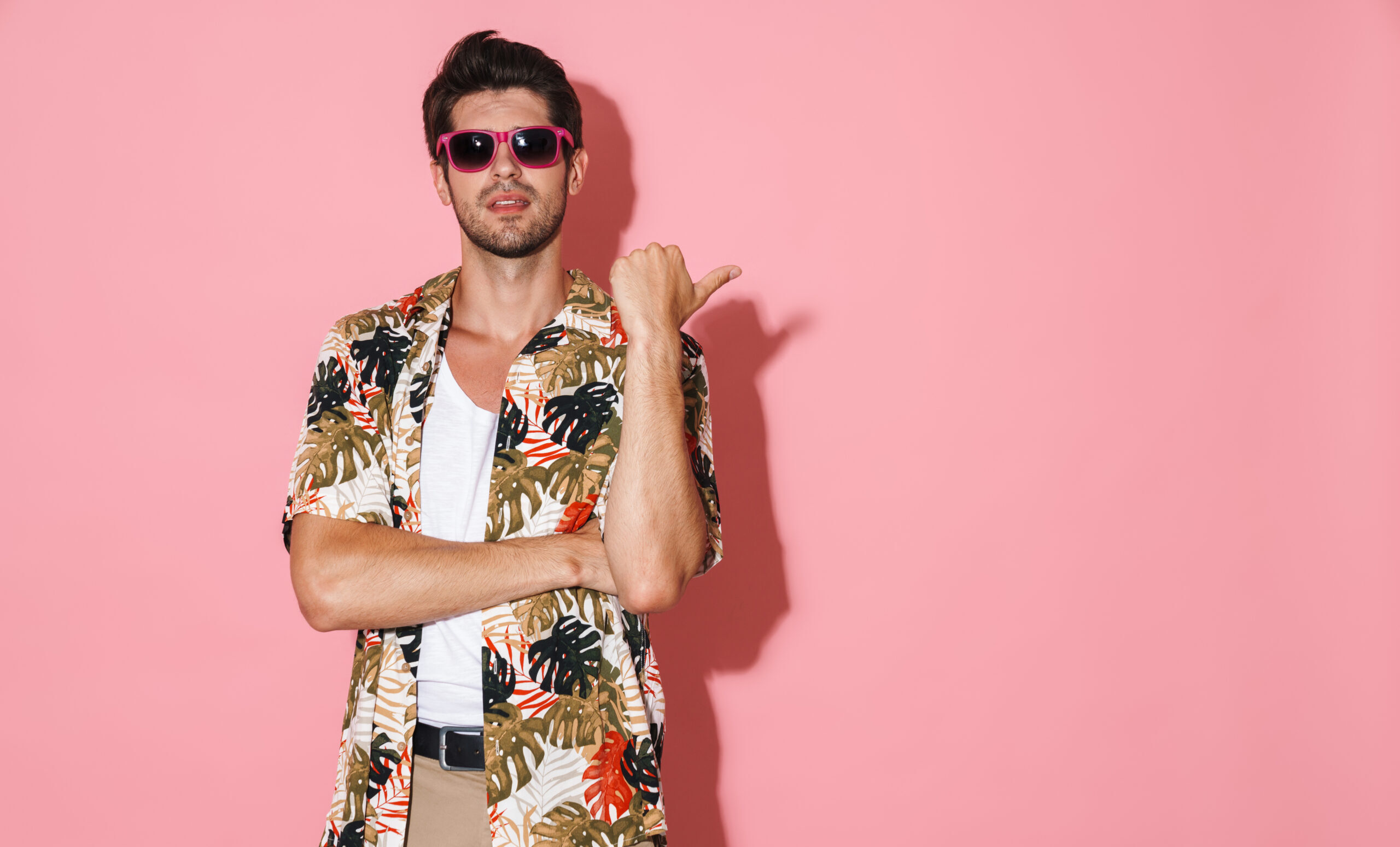 女子ウケを狙える柄シャツを取り入れた人気メンズファッション5選